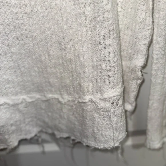 We The Free White Textured Long Sleeve Top with Raw Hem - Picture 4 of 5